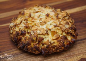 Velikonoční mazanec