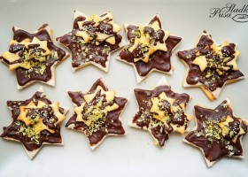 Pistáciové hvězdy s marcipánem